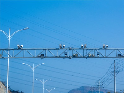 道路监控点太暗？城铭监控补光灯助力