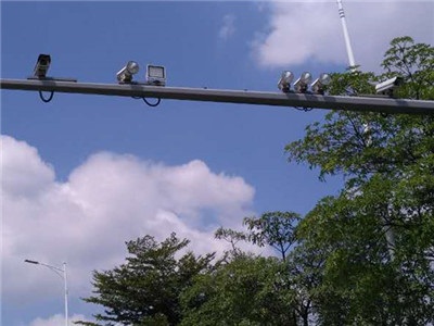 hth华体官方下载高清抓拍LED频闪灯的选择