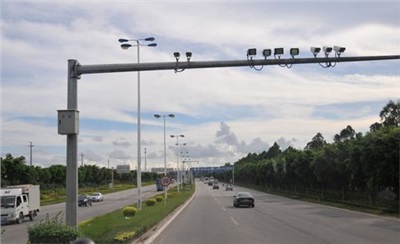 全国首批“车间距违法抓拍”电子警察在天津启用